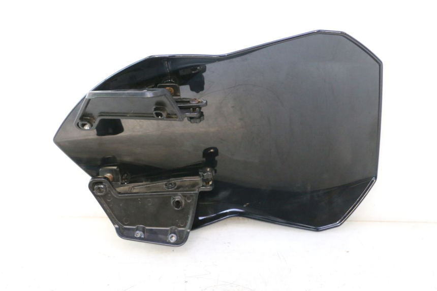 photo de PARE BRISE JM MOTORS R-MAX TECH 50 (2024 - 2026) - Zoom état d’usage