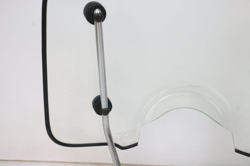 photo de PARE BRISE APRILIA SCARABEO GT 125 (1999 - 2007)