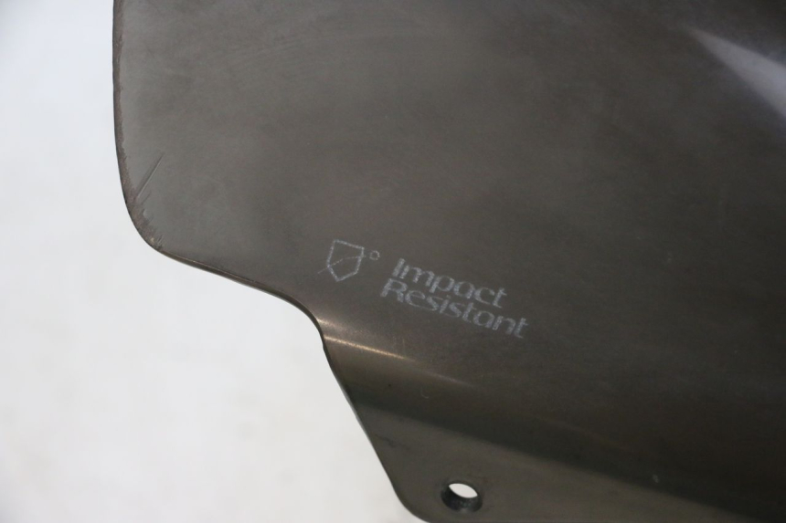 photo de PARE BRISE YAMAHA X-MAX XMAX 125 (2010 - 2013) - Points de fixation