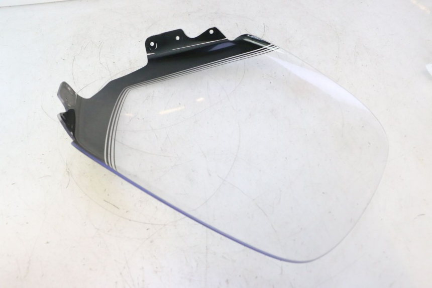 photo de PARE BRISE YAMAHA X-MAX XMAX 125 (2010 - 2013) - Détails caractéristiques