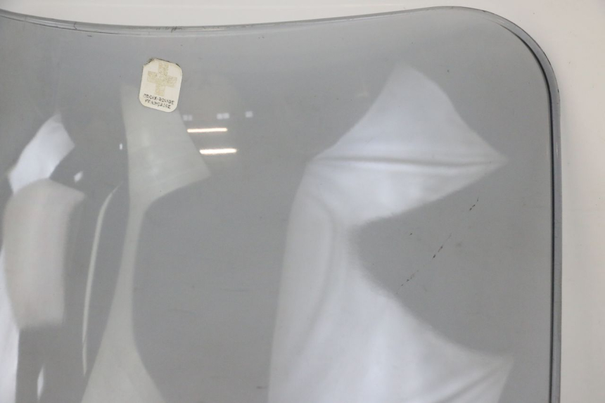 photo de PARE BRISE YAMAHA YP MAJESTY 125 (2007 - 2010)