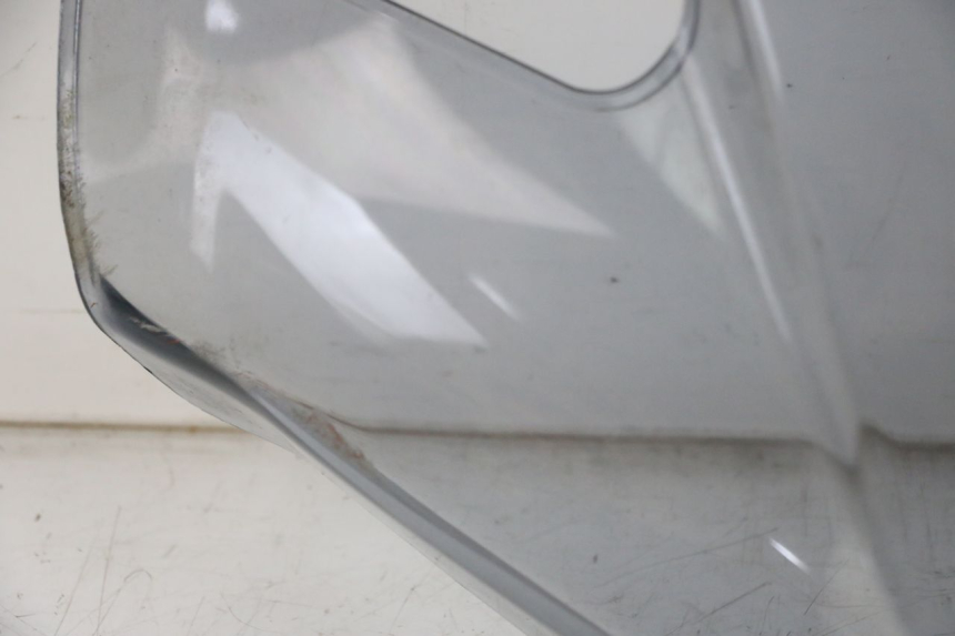 photo de PARE BRISE YAMAHA YP MAJESTY 125 (2007 - 2010)
