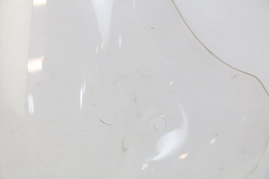 photo de PARE BRISE YAMAHA YP MAJESTY 125 (2007 - 2010)