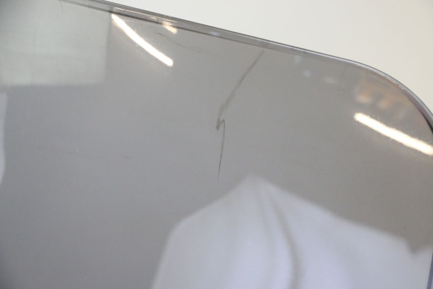 photo de PARE BRISE YAMAHA YP MAJESTY 125 (2007 - 2010)