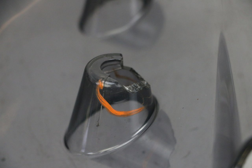 photo de PARE BRISE YAMAHA YP MAJESTY 125 (2002 - 2006) - Pièce contrôlée