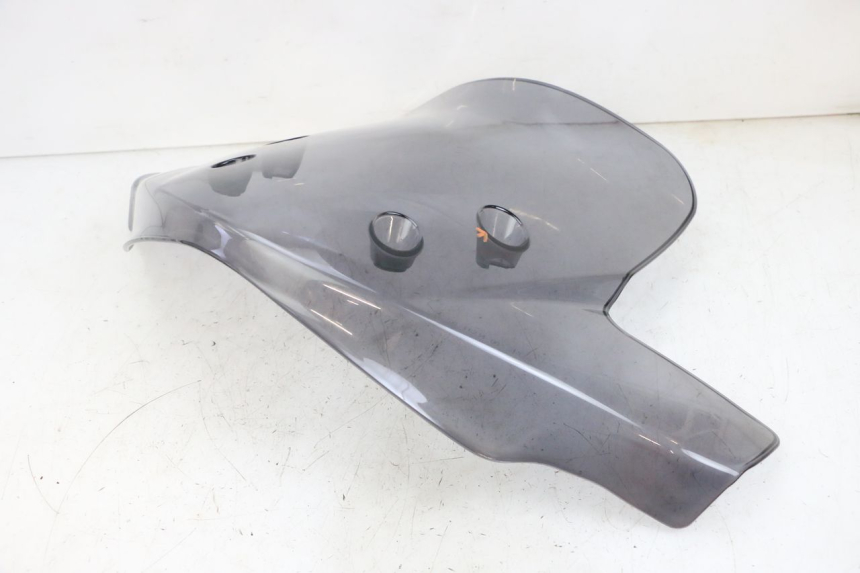 photo de PARE BRISE YAMAHA YP MAJESTY 125 (2002 - 2006) - Marquages et références