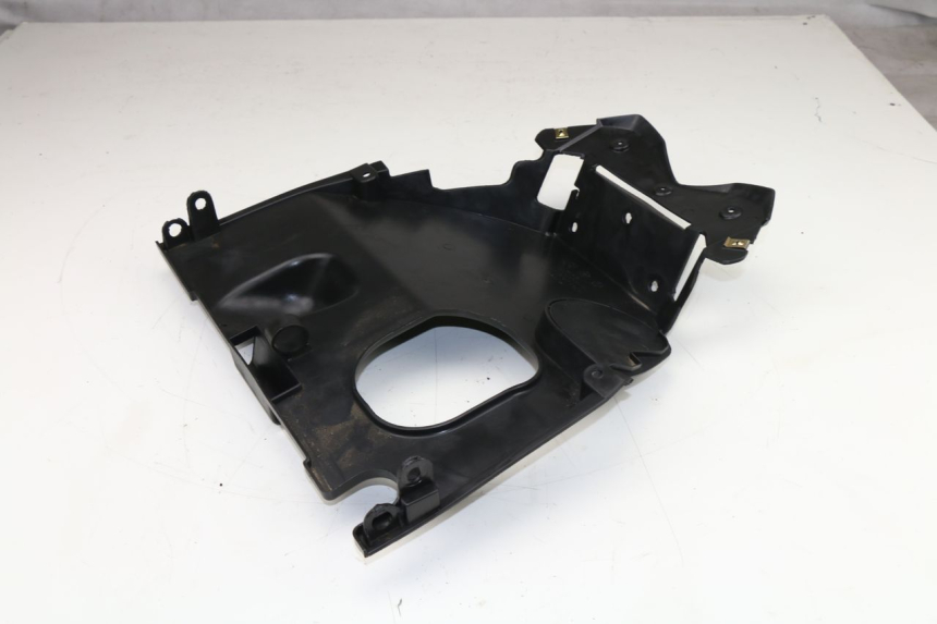 photo de PASSAGE ROUE ARRIERE KYMCO AGILITY NAKED RENOUVO 4T 50 (2011 - 2017)