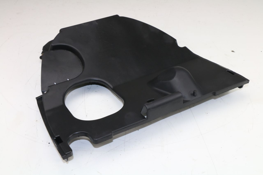 photo de PASSAGE ROUE ARRIERE KYMCO AGILITY NAKED RENOUVO 4T 50 (2011 - 2017)