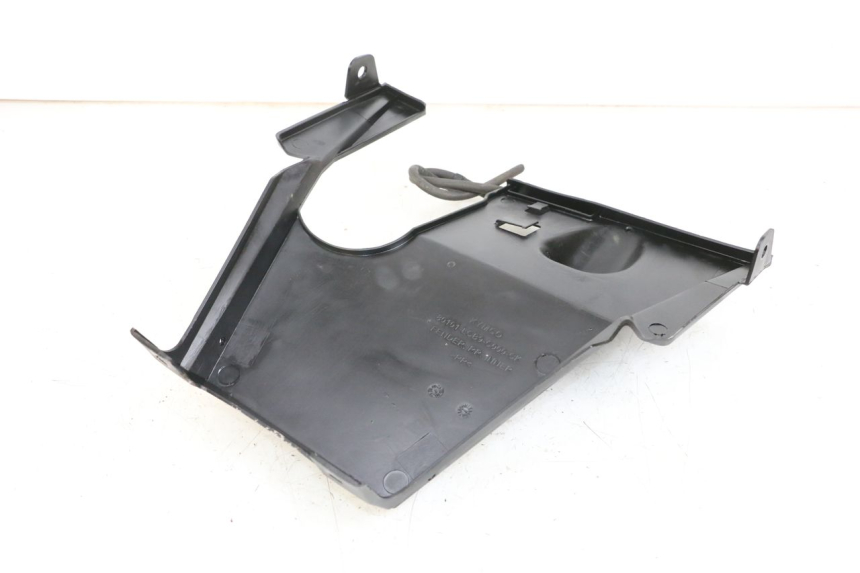 photo de PASSAGE ROUE ARRIERE KYMCO AGILITY PREMIUM 50 (2007 - 2010)