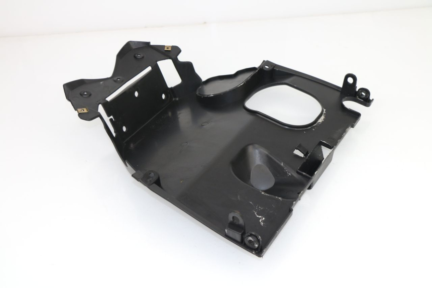 photo de PASSAGE ROUE ARRIERE KYMCO AGILITY RS 4T 50 (2009 - 2013)