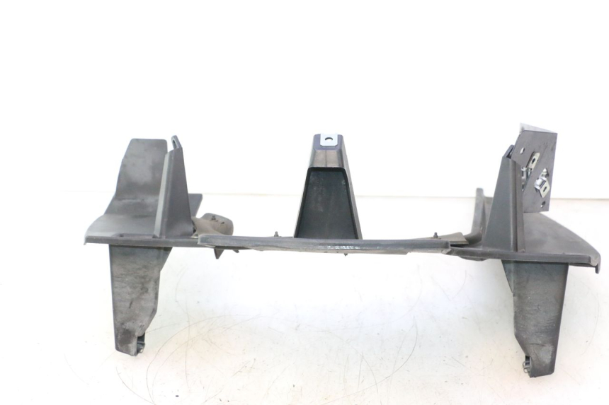 photo de PASSAGE ROUE ARRIERE APRILIA ATLANTIC S 125 (2010 - 2013) - Détail de la pièce