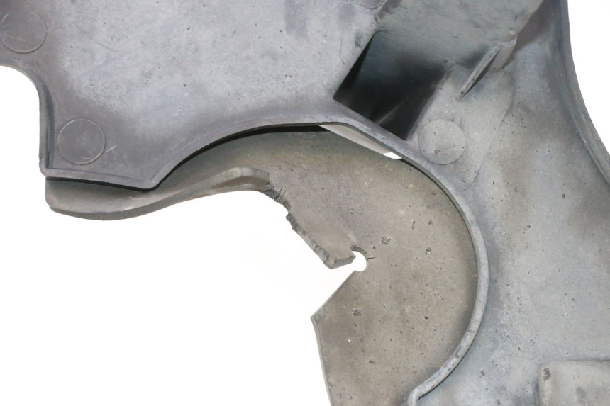 photo de PASSAGE ROUE ARRIERE APRILIA ATLANTIC S 125 (2010 - 2013) - Points de fixation