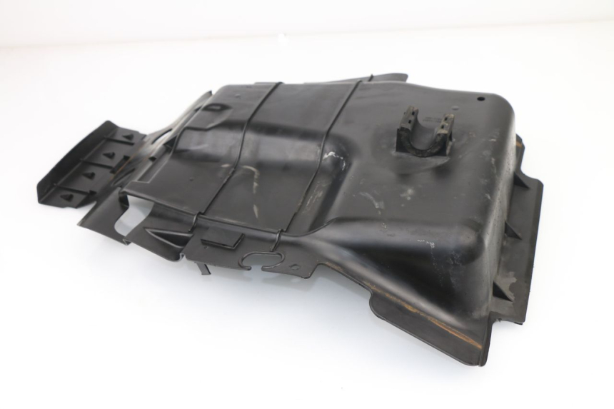 photo de PASSAGE ROUE ARRIERE SUZUKI BURGMAN EXECUTIVE ABS 650 (2006 - 2012)