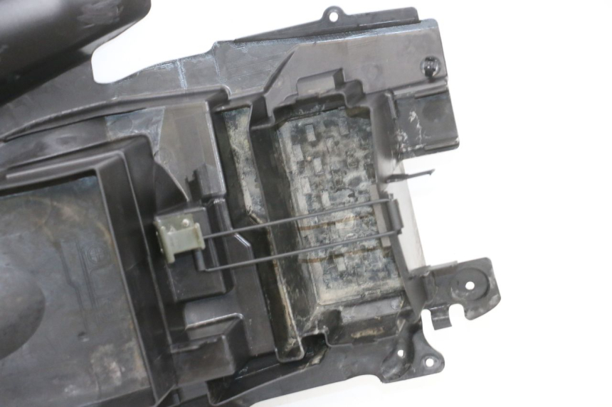 photo de PASSAGE ROUE ARRIERE SUZUKI DL V STROM 1000 (2002 - 2007) - Vue rapprochée