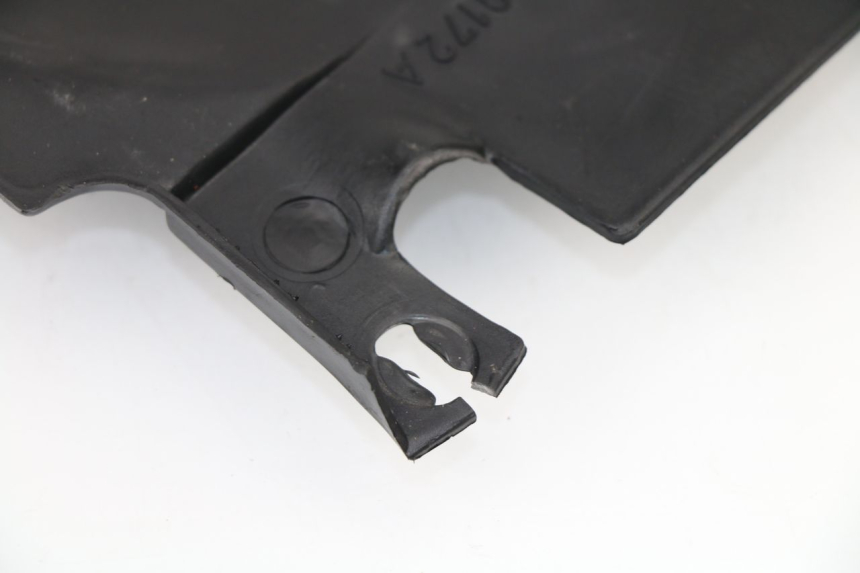 photo de PASSAGE ROUE ARRIERE DUCATI MONSTER IE M695 695 (2006 - 2007)