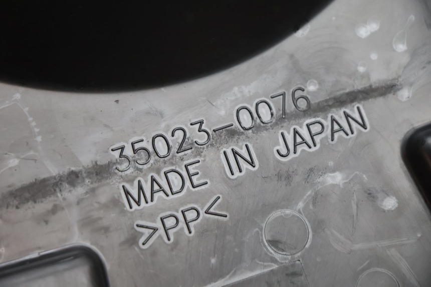 photo de PASSAGE ROUE ARRIERE KAWASAKI ER-6 ER6 N 650 (2005 - 2009) - État de surface