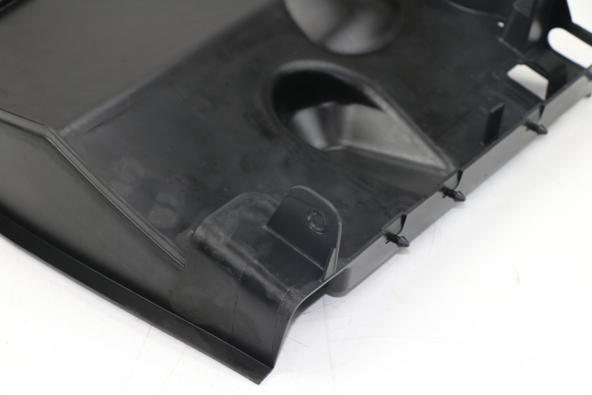 photo de PASSAGE ROUE ARRIERE SYM FIDDLE 2 125 (2010 - 2013)