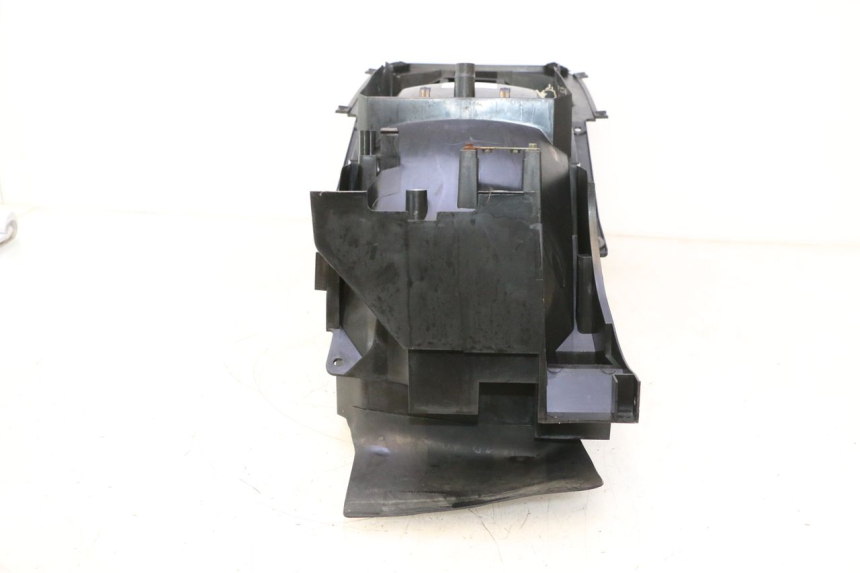 photo de PASSAGE ROUE ARRIERE YAMAHA FJR 1300 (2001 - 2005) - Vue d’ensemble