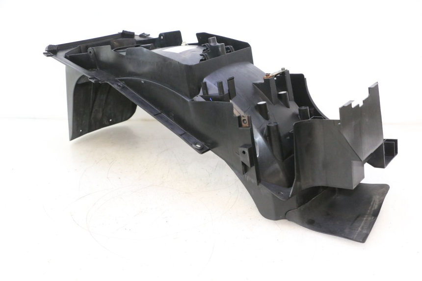photo de PASSAGE ROUE ARRIERE YAMAHA FJR 1300 (2001 - 2005) - Points de fixation
