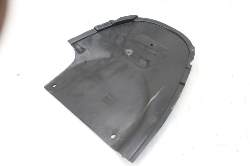 photo de PASSAGE ROUE ARRIERE PIAGGIO FLY 4T 50 (2013 - 2017)