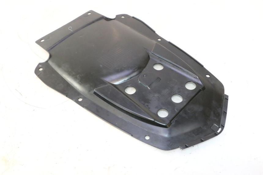 photo de PASSAGE ROUE ARRIERE YAMAHA FZ8 800 (2010 - 2016) - Zoom état d’usage