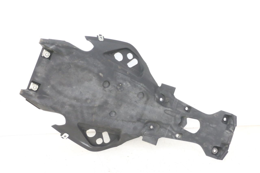 photo de PASSAGE ROUE ARRIERE BMW G310 R 310 (2016 - 2020)