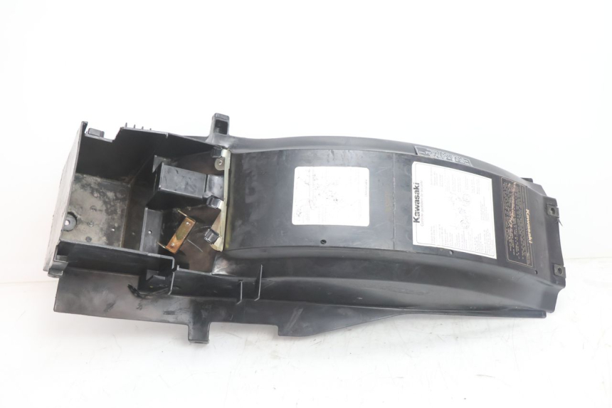 photo de PASSAGE ROUE ARRIERE KAWASAKI GPX F ZX750F 750 (1986 - 1990) - Vue principale