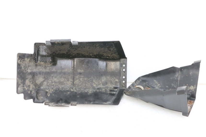 photo de PASSAGE ROUE ARRIERE KAWASAKI GPZ RX 1000 (1986 - 1988) - Zoom état d’usage