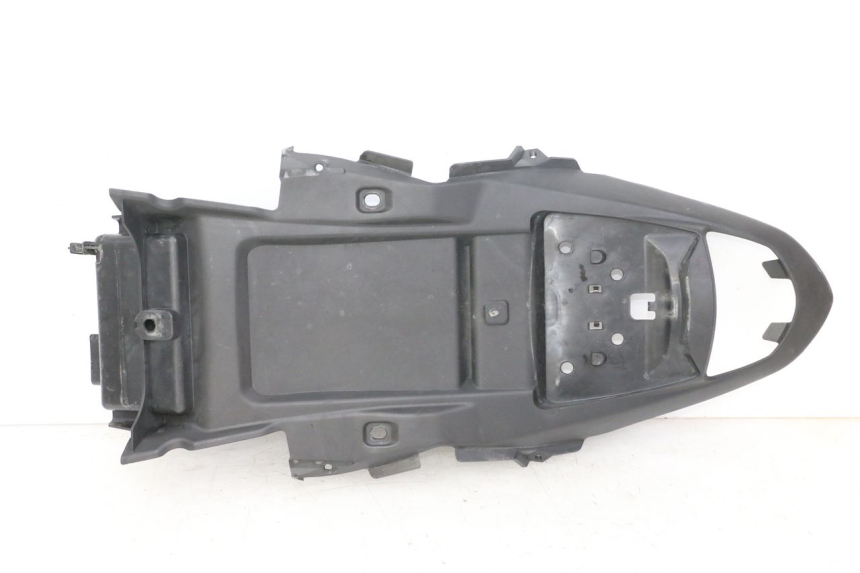 photo de PASSAGE ROUE ARRIERE SUZUKI GSR 750 (2011 - 2017)