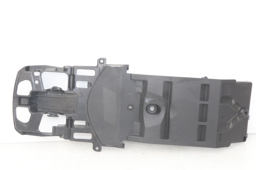 photo de PASSAGE ROUE ARRIERE SUZUKI GSX-R GSXR 750 (2011 - 2016)