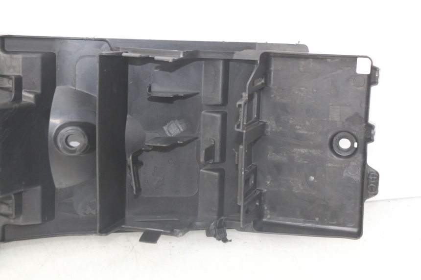 photo de PASSAGE ROUE ARRIERE SUZUKI GSX-R GSXR 750 (2011 - 2016)