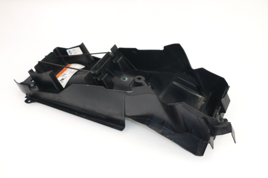 photo de PASSAGE ROUE ARRIERE HONDA CBR R 125 (2011 - 2016)