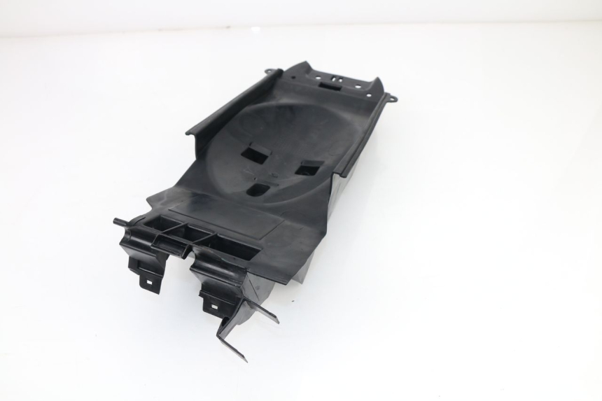 photo de PASSAGE ROUE ARRIERE HONDA CBR R 125 (2011 - 2016)