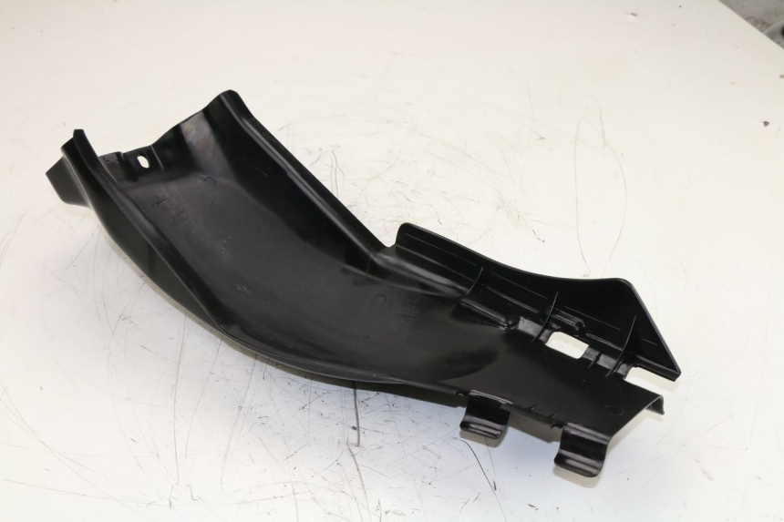 photo de PASSAGE ROUE ARRIERE HONDA CM 125 (1983 - 2003)
