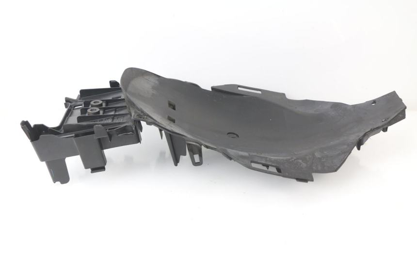 photo de PASSAGE ROUE ARRIERE HONDA VFR F 1200 (2010 - 2015)