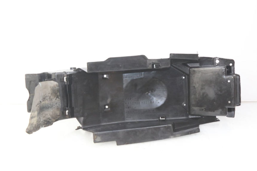 photo de PASSAGE ROUE ARRIERE HONDA VFR FI RC46 800 (1998 - 2001)