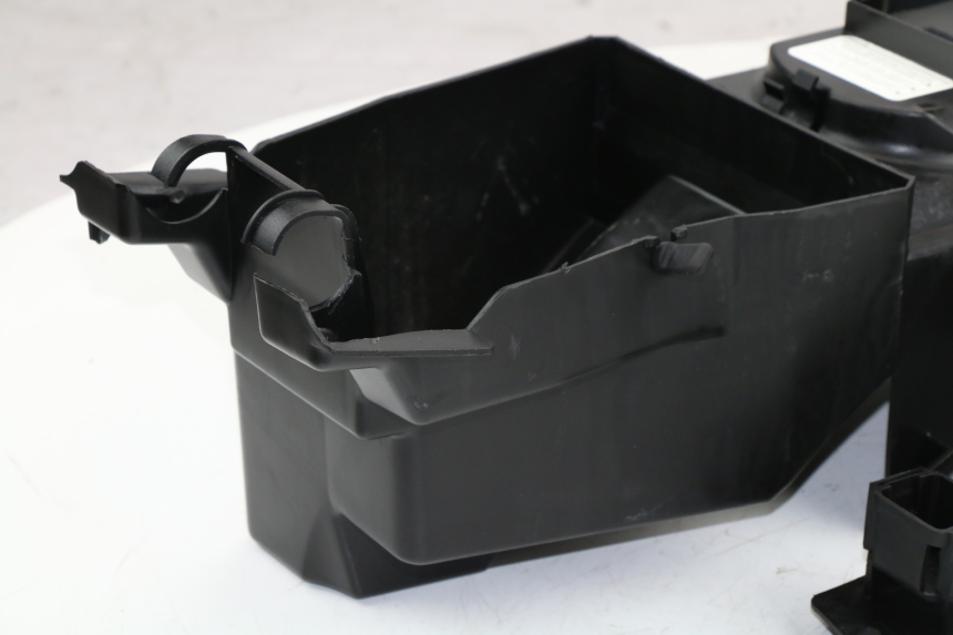 photo de PASSAGE ROUE ARRIERE HONDA XLV VARADERO 125 (2000 - 2006)