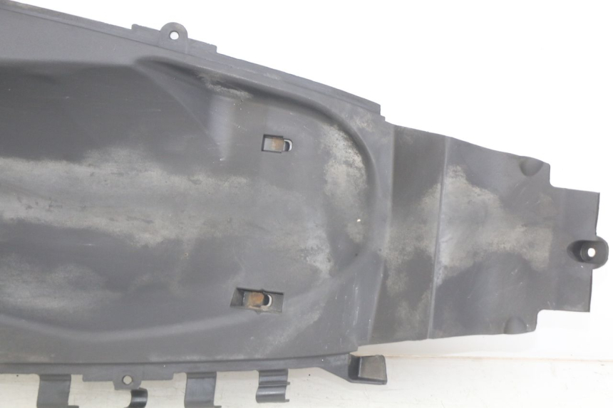 photo de PASSAGE ROUE ARRIERE YAMAHA HW XENTER 125 (2011 - 2017)