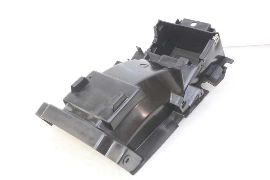 photo de PASSAGE ROUE ARRIERE KAWASAKI ZZR 600 (1995 - 2004)