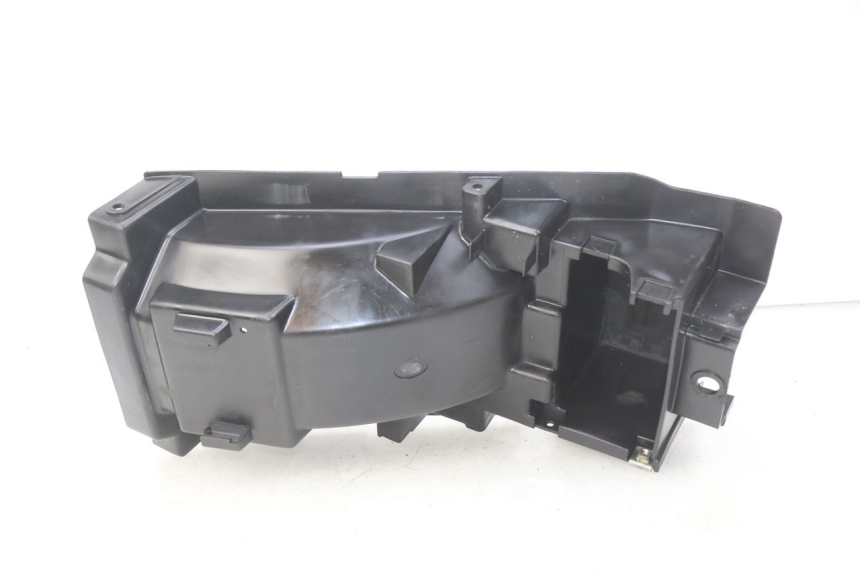 photo de PASSAGE ROUE ARRIERE KAWASAKI ZZR 600 (1995 - 2004)