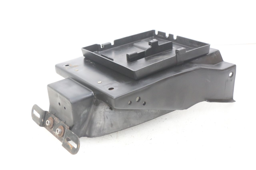photo de PASSAGE ROUE ARRIERE KAWASAKI ZZR 600 (1995 - 2004)