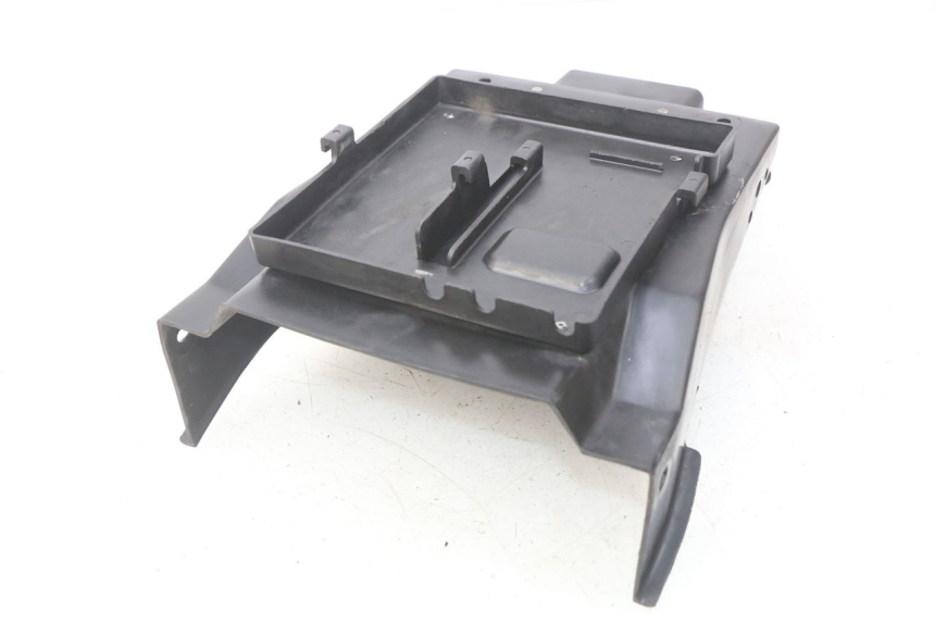 photo de PASSAGE ROUE ARRIERE KAWASAKI ZZR 600 (1995 - 2004)