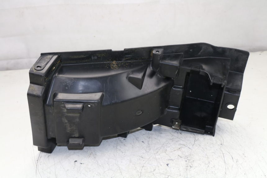 photo de PASSAGE ROUE ARRIERE KAWASAKI ZZR 600 (1995 - 2004)
