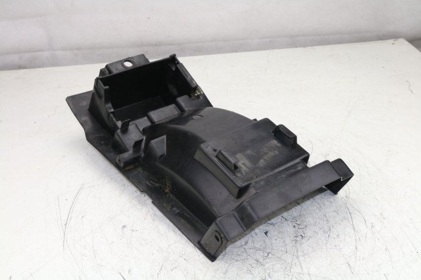 photo de PASSAGE ROUE ARRIERE KAWASAKI ZZR 600 (1995 - 2004)