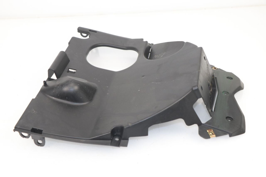 photo de PASSAGE ROUE ARRIERE KYMCO AGILITY NAKED RENOUVO 4T 50 (2011 - 2017)