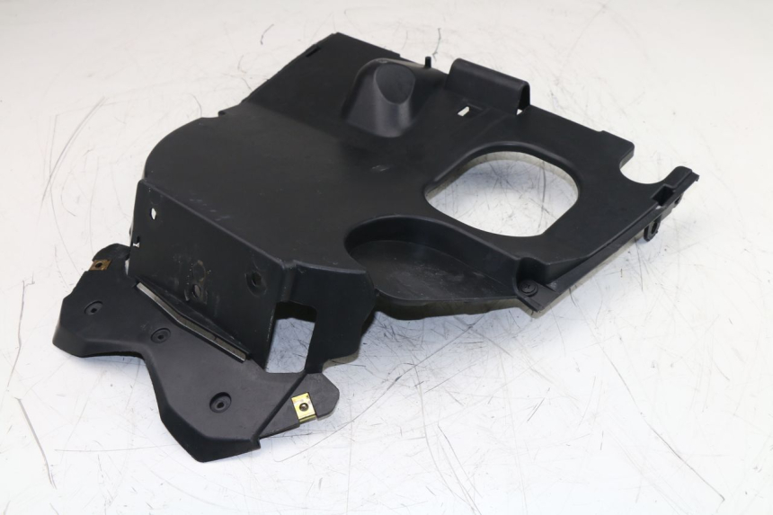 photo de PASSAGE ROUE ARRIERE KYMCO AGILITY NAKED RENOUVO 4T 50 (2011 - 2017)