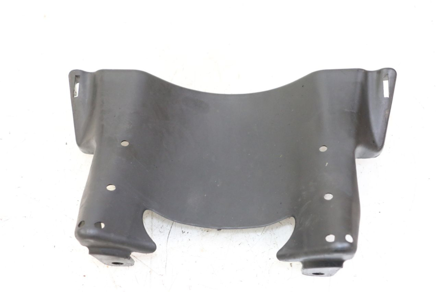 photo de PASSAGE ROUE ARRIERE KYMCO PEOPLE S 125 (2000 - 2008)