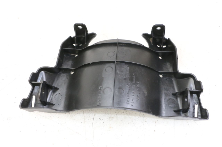 photo de PASSAGE ROUE ARRIERE KYMCO PEOPLE S 125 (2000 - 2008)