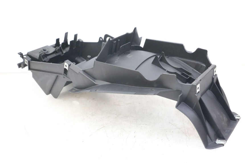 photo de PASSAGE ROUE ARRIERE MOTO GUZZI NORGE 8V GT 1200 (2011 - 2016)