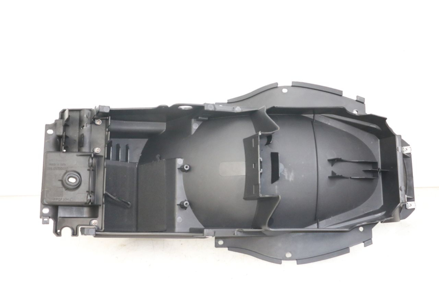 photo de PASSAGE ROUE ARRIERE MOTO GUZZI NORGE 8V GT 1200 (2011 - 2016)